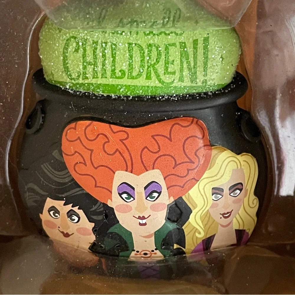 Disney Hocus Pocus Cauldron Hallmark Ornament BRAND NEW IN BOX